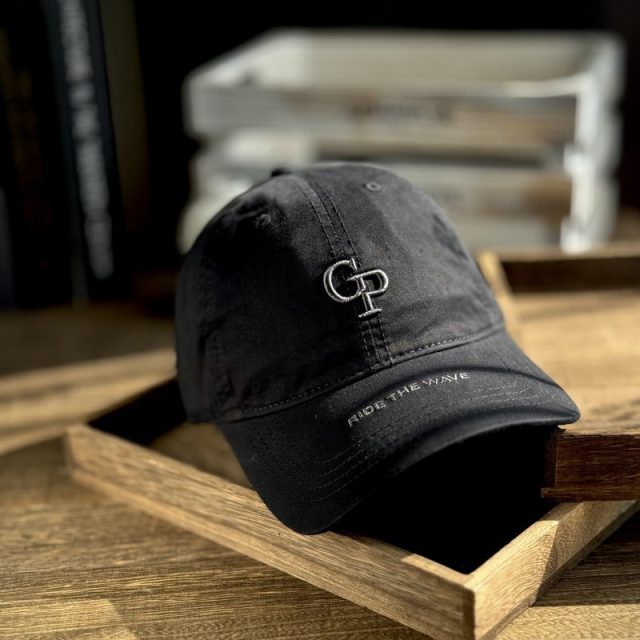 Create memories with custom baseball caps (5)