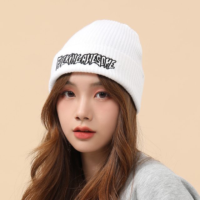 Elevate your inventory with wholesale beanies (8)