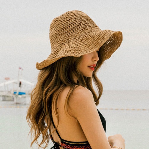 Stay cool and stylish with customized straw hats (5)